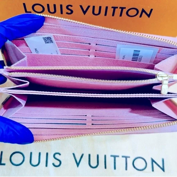 Louis Vuitton Damier Azur Zippy Wallet - Picture 5 of 11